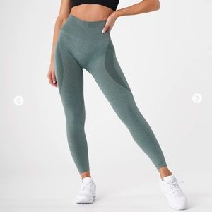 NVGTN forest green contour leggings/ workout pants